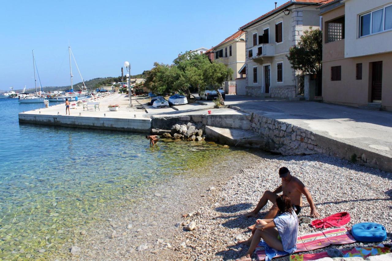 Apartments With A Parking Space Sali, Dugi Otok - 8152 Extérieur photo