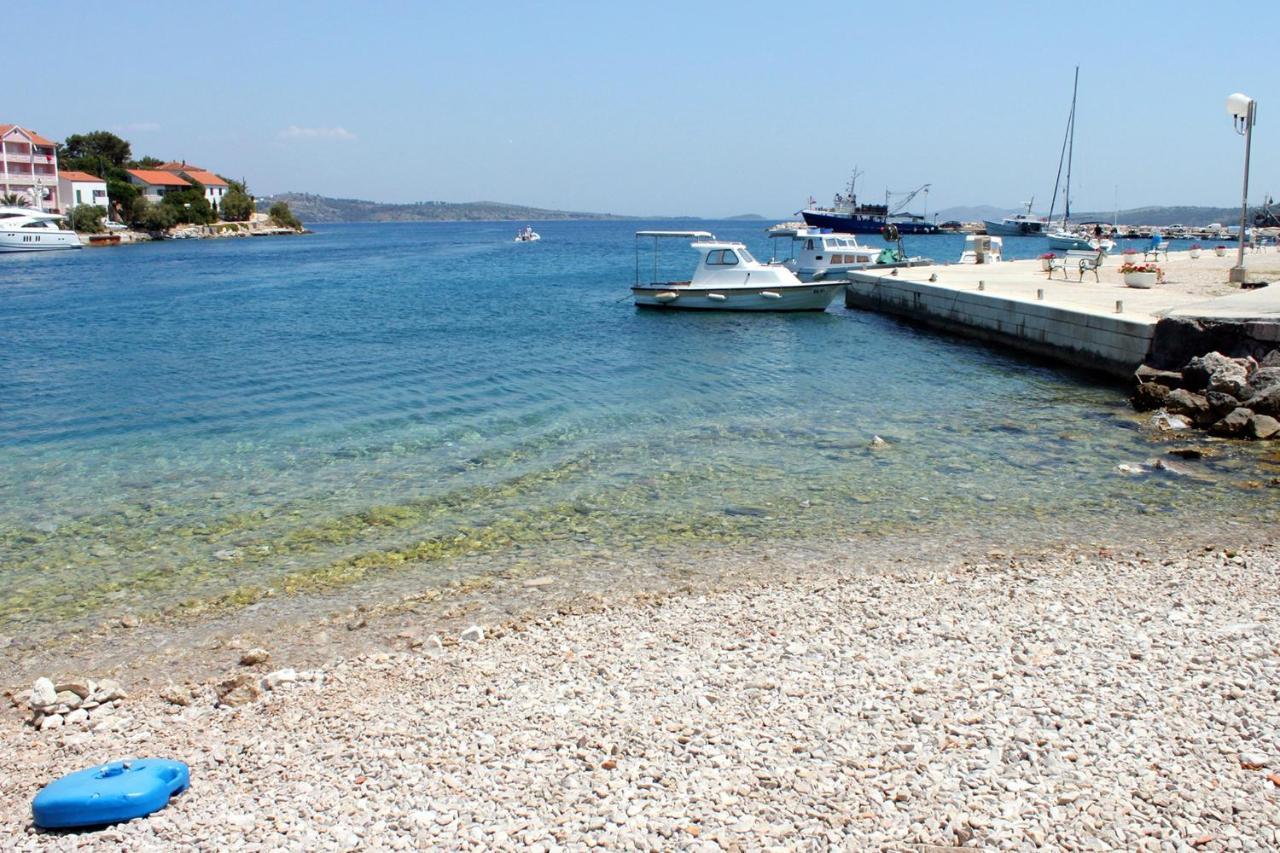 Apartments With A Parking Space Sali, Dugi Otok - 8152 Extérieur photo